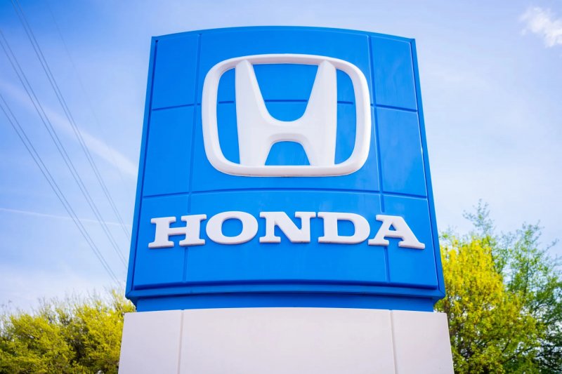 Honda swings to major loss after EV plan cuts