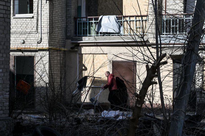 Russian strikes kill 3, injure 27 across Ukraine