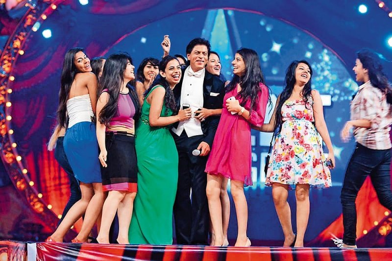 Shah Rukh Khan reveals why he feels most comfortable around women