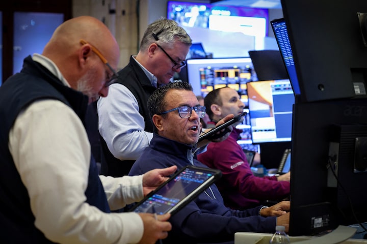 Wall Street futures rise as tech stocks gain