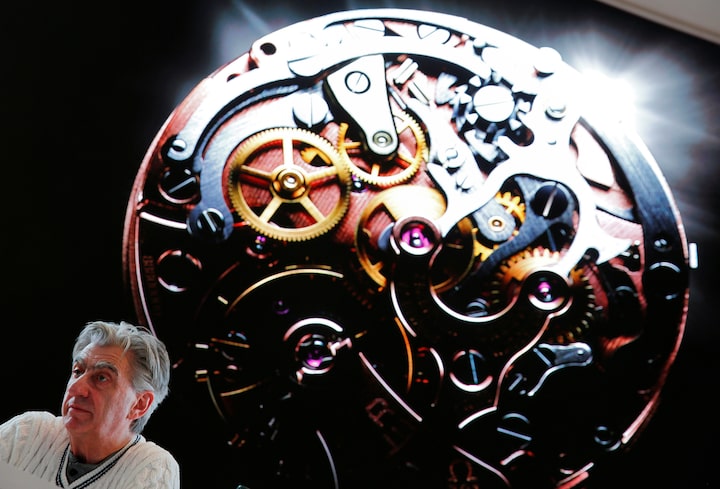 Swatch CEO raises alarm over Swiss franc surge 