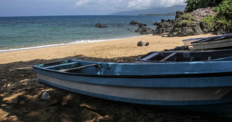 At least 17 migrants dead in boat tragedy off Comoros