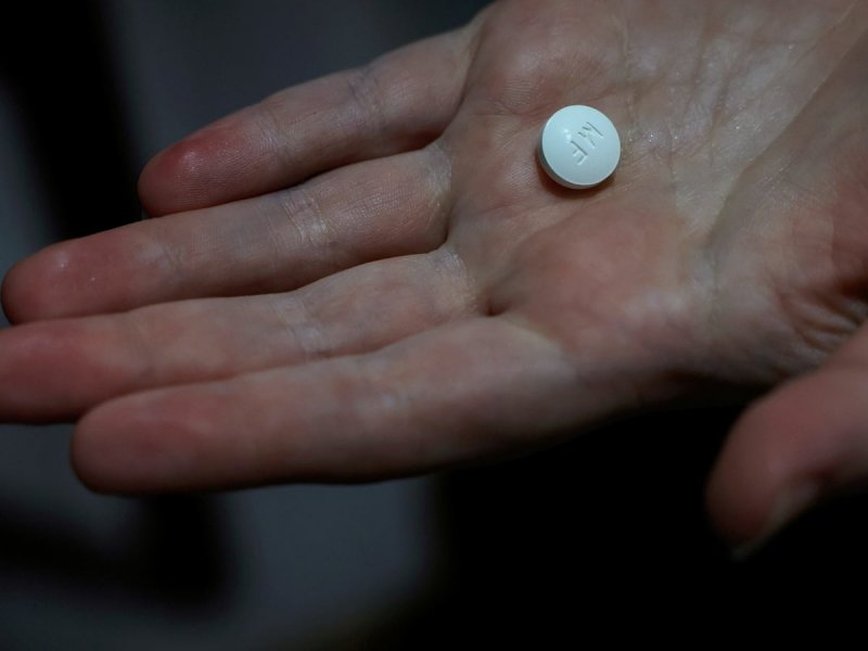 Georgia woman charged with murder after pill