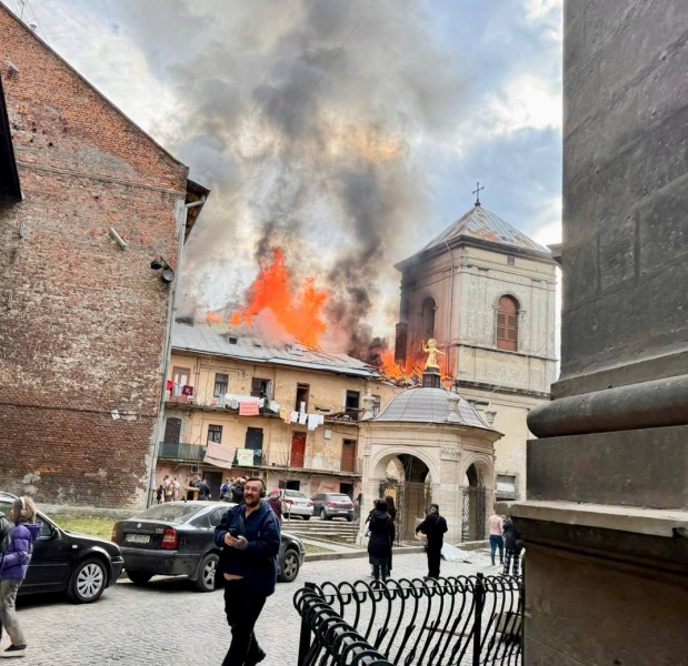 2026/03/1774375404.webp + Drone strikes hit Lviv, Ivano-Frankivsk, Vinnytsia - VIDEO/PHOTO News about - Drone strikes hit Lviv, Ivano-Frankivsk, Vinnytsia - VIDEO/PHOTO