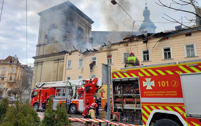 Drone strikes hit Lviv, Ivano-Frankivsk, Vinnytsia -  VIDEO/PHOTO 