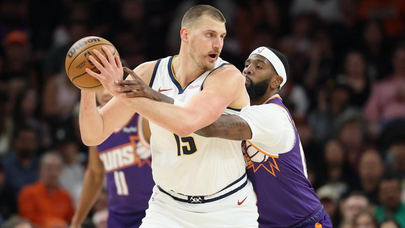 Jokic posts triple-double as Nuggets edge Suns 125-123