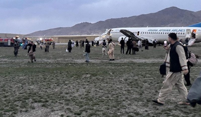 Ariana Afghan Airlines plane skids off runway in Kabul -  VIDEO 