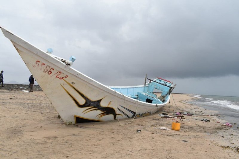 At least 9 dead, 45 missing after migrant boat capsized