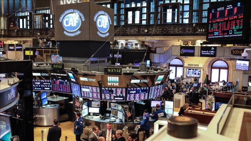 Dow, S&P 500, Nasdaq futures slide as oil surge rattles markets