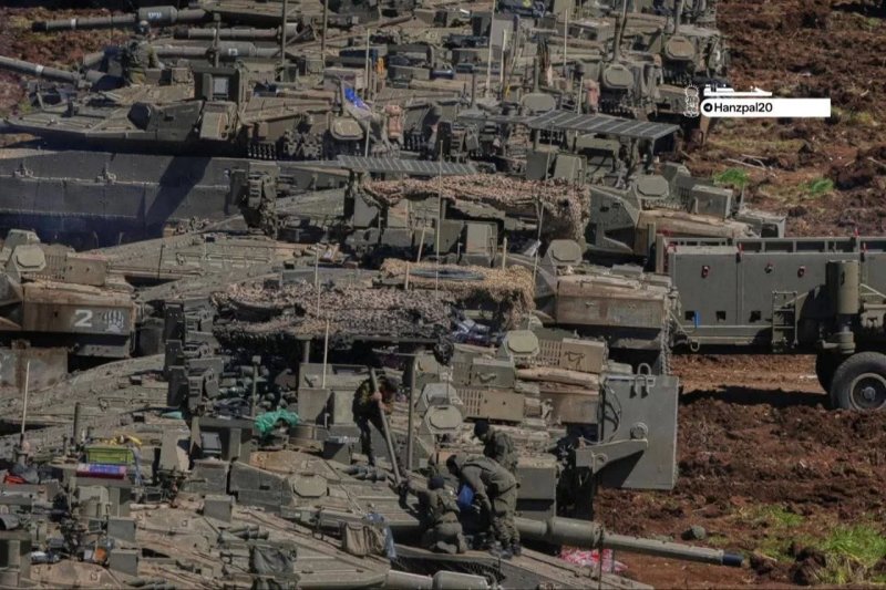 News about -  BREAKING:  Israel deploys tanks on Lebanon frontier  - PHOTOS 