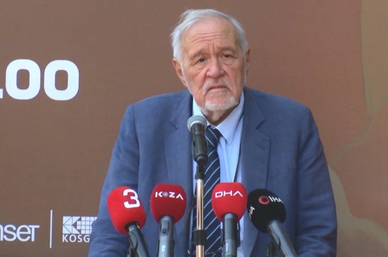 Leading Turkish historian Ilber Ortaylı dies at 78 