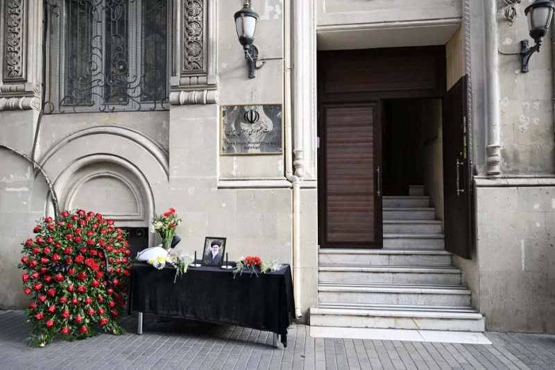 News about - President Aliyev visits Iranian Embassy in Azerbaijan to offer condolences