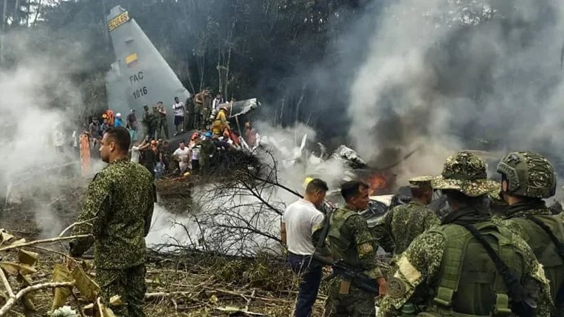 At least 66 dead in Colombian military plane crash, officials say  -VIDEO 