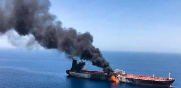 Oil tanker attacked off Oman, one dead  -VIDEO 