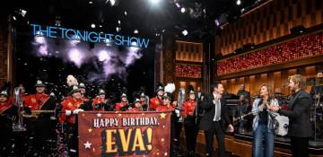 Ryan Gosling, Eva Mendes reunite on TV after decade