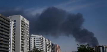 Residents of Dubai move outside after missile alerts - EXSLUSIVE