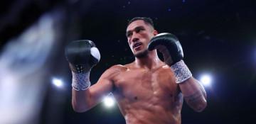 Opetaia defeats Glanton to win inaugural Zuffa Boxing title