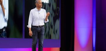 Microsoft exec retiring after 35+ years, a blow to company in AI race