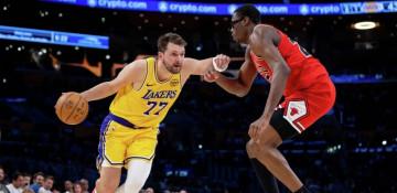 Doncic scores 51 as Lakers beat Bulls in LeBron’s return