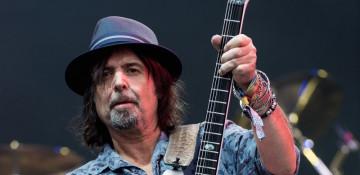 Phil Campbell, former Motorhead guitarist, dies at 64