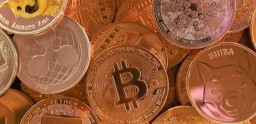 Vietnam firms compete for first domestic crypto licences 