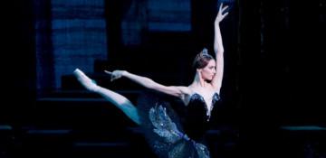 Italy dance gala drops Russian ballerina, sparks backlash 