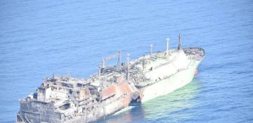 Damaged Russian LNG tanker drifts into Libyan waters 