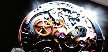 Swatch CEO raises alarm over Swiss franc surge 