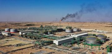 Iraq slashes oil output by 70% amid Middle East war