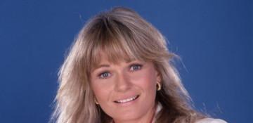 Valerie Perrine, 'Superman' and 'Lenny' star, dies at 82