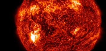 Sun explodes: X1.4 flare launches huge CME -  VIDEO 