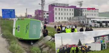 Bus carrying students overturns, 11 injured in Türkiye -  PHOTO 