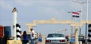 Syria closes its border crossing with Lebanon