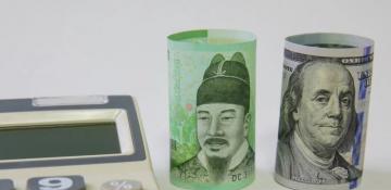 South Korean won hits 17-year low against US dollar