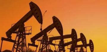 Oil set for weekly gains despite US waiver on Russian oil