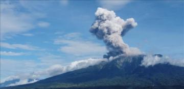 Indonesia's Mount Merapi erupts again -  VIDEO 