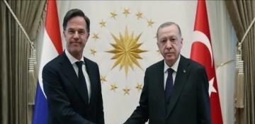 Turkish president, NATO chief discuss regional, global developments 