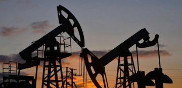 Oil prices drop from one-week peak amid Iran war uncertainty
