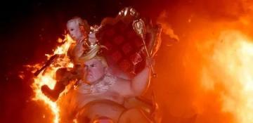 Grotesques of Trump and Putin were burned in Spain - PHOTO