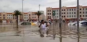 Five killed in Oman after vehicles swept away by floodwaters (World)