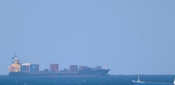 US deploys elite Marines near Strait of Hormuz 