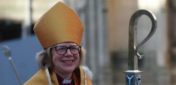 Ex-midwife enthroned as first female Archbishop of Canterbury