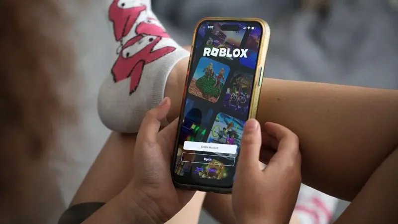 Parents must monitor children ‘24/7’ on Roblox, says developer