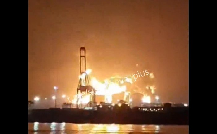 Blaze spreads at Oman’s Salalah Port - VIDEO