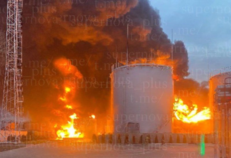 News about - Massive explosion after strike on oil depot in Russia-  VIDEO/PHOTO 