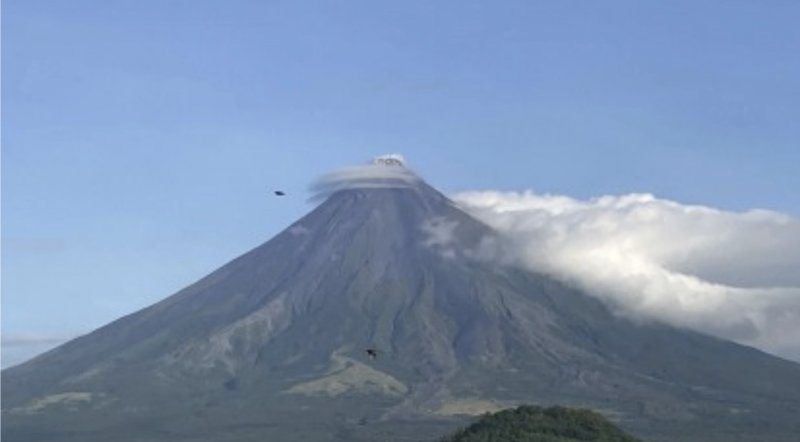 Mayon Volcano on edge: 173 quakes, pyroclastic flow recorded in 24 hours -  VIDEO 