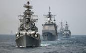  Indian warships move into Gulf of Oman to protect merchant ships  - PHOTO 