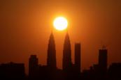 Malaysia issues alert over persistent high temperatures 