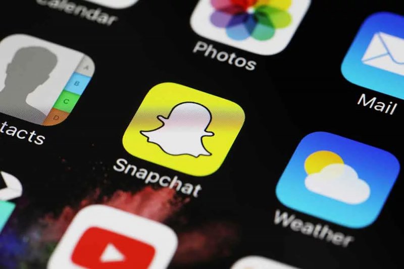 Snap cuts 16% of workforce as AI adoption drives cost reductions