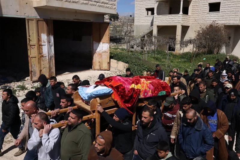 Israeli forces fire tear gas at funeral for Palestinians killed by settlers -  VIDEO 